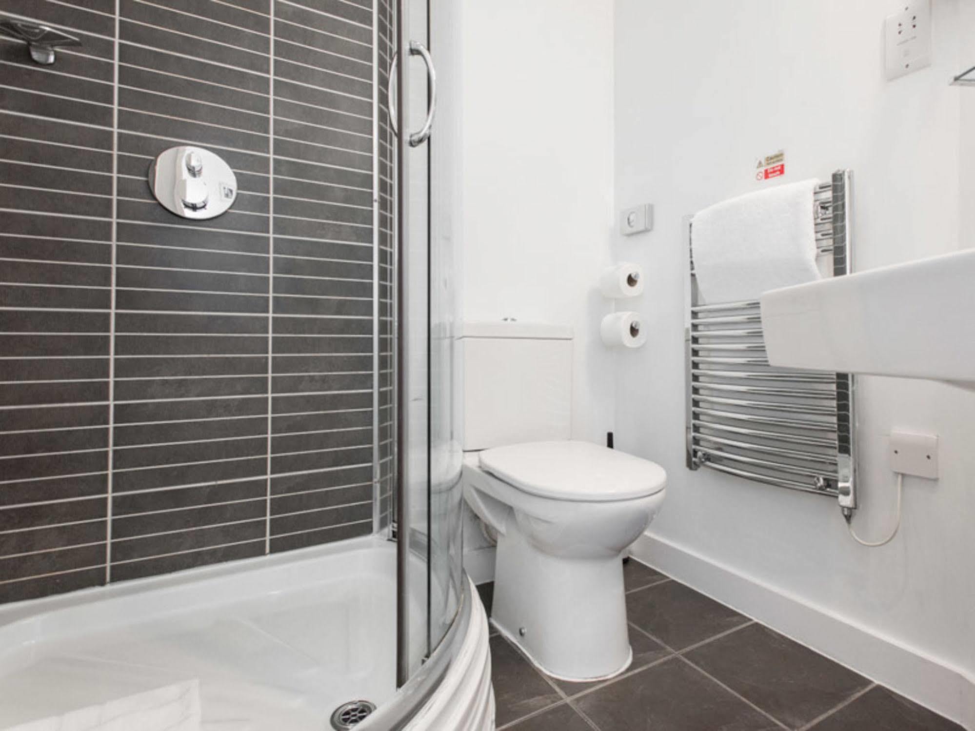 Premier Apartment